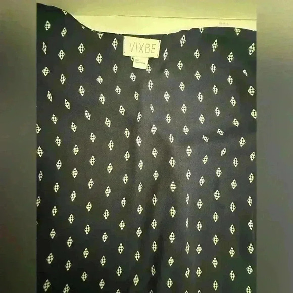 Deep Blue V-Neck Surplice Style Blouse Size XXL NWOT - Picture 8 of 13